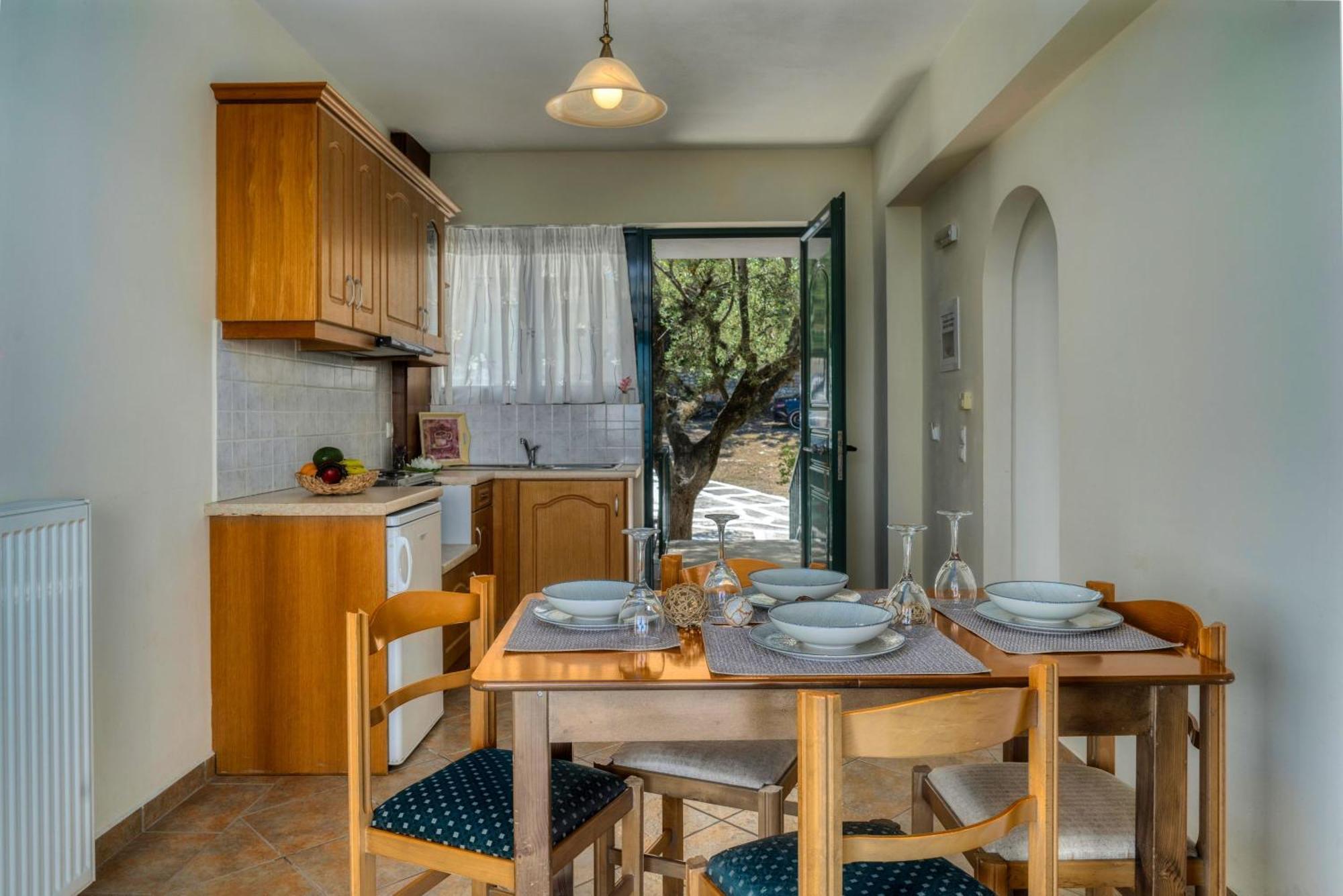 Anatoli Apartments - Tranquil Location & Stunning Views, By Zantewize Marathiás 部屋 写真